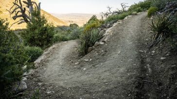 Switchback hiking trail Mesa Verde: Photo 249696040 © Kelly Vandellen | Dreamstime.com
