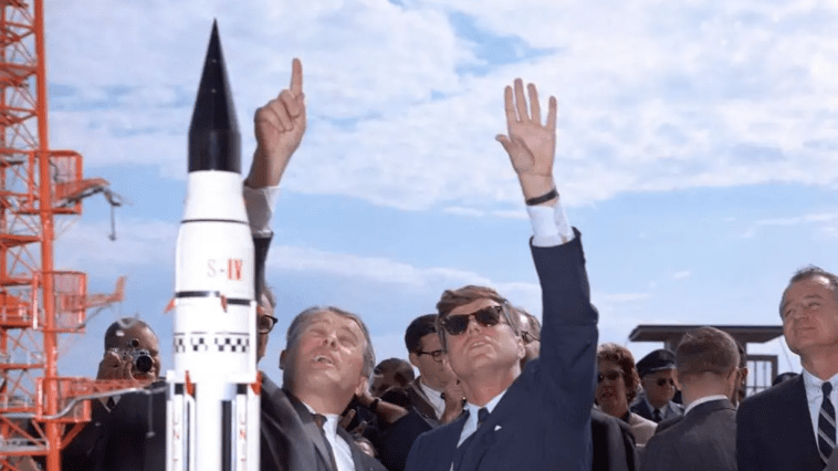 Wernher von Braun, JFK, and a Saturn V model